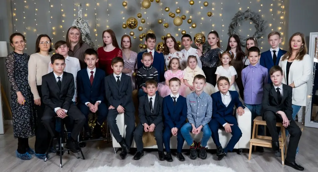 новогоднее поздравление детей.jpg